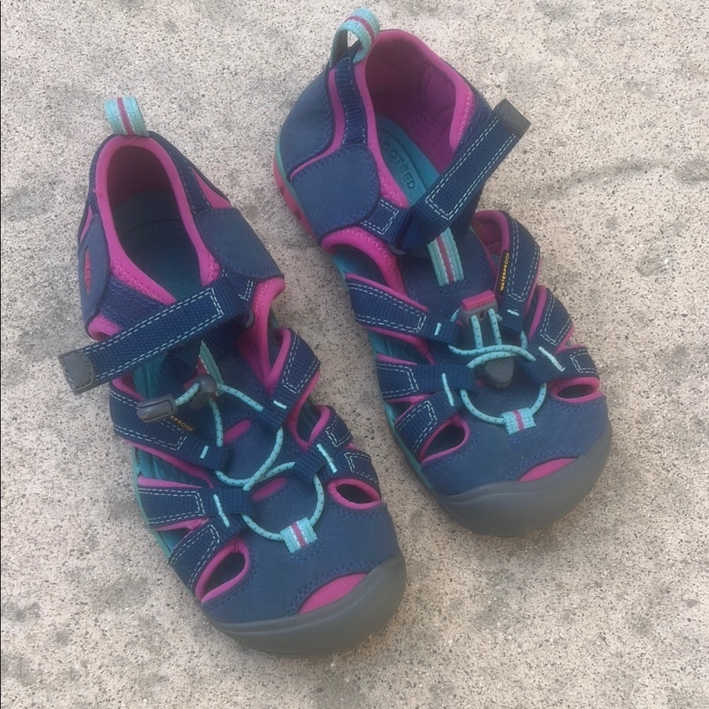 Keen Newport H20 Kids Blue/Pink Waterproof Sandal Size 3